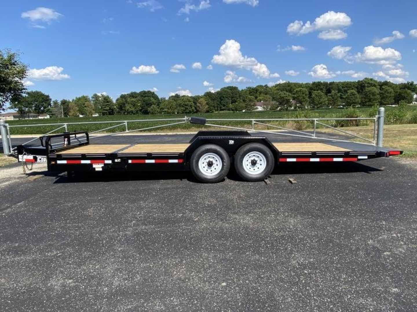 New 2024 CornPro Trailers 81" x 23' (4' Stationary + 19' Tilt) Split-Deck Tilt