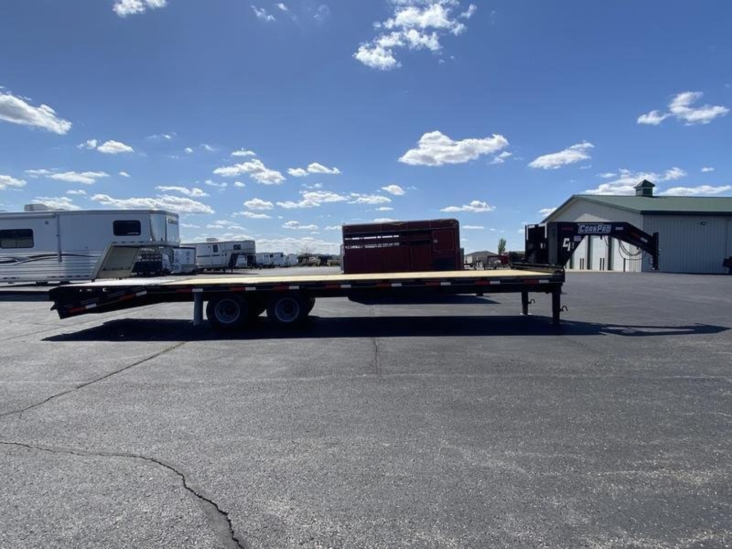 New 2024 CornPro Trailers 25+5 10k Tandem Dual - *84353