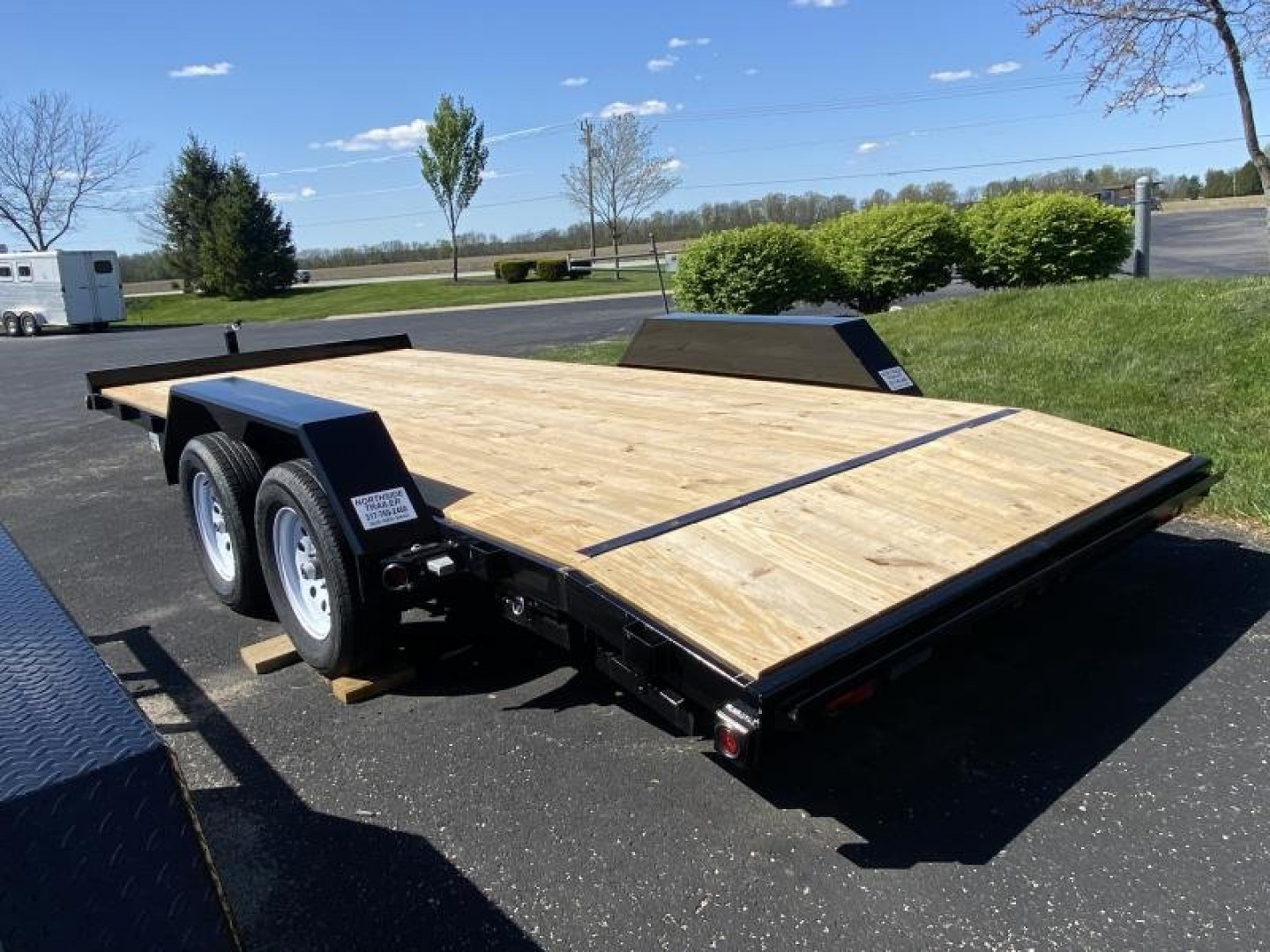 New 2022 Liberty Trailers LC10K83X18C5DT - *37326