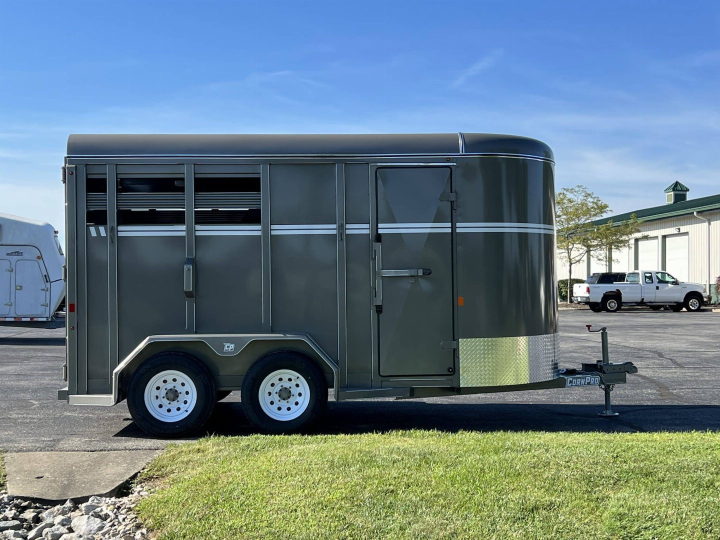 New 2024 CornPro Trailers SB-14-7S - *84711