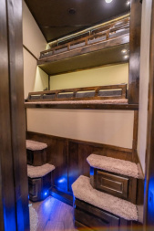 New 2025 Bloomer 4 Horse Gooseneck Outlaw Living Quarters '25 Horse Trailer