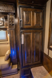 New 2025 Bloomer 4 Horse Gooseneck Outlaw Living Quarters '25 Horse Trailer