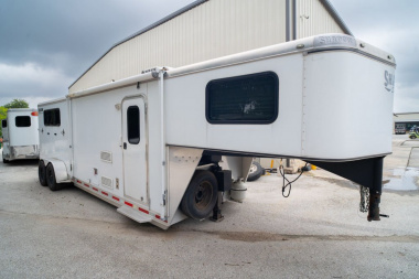 Used 2013 Shadow 4 Horse 15'6" Gooseneck Living Quarters '13 Horse Trailer