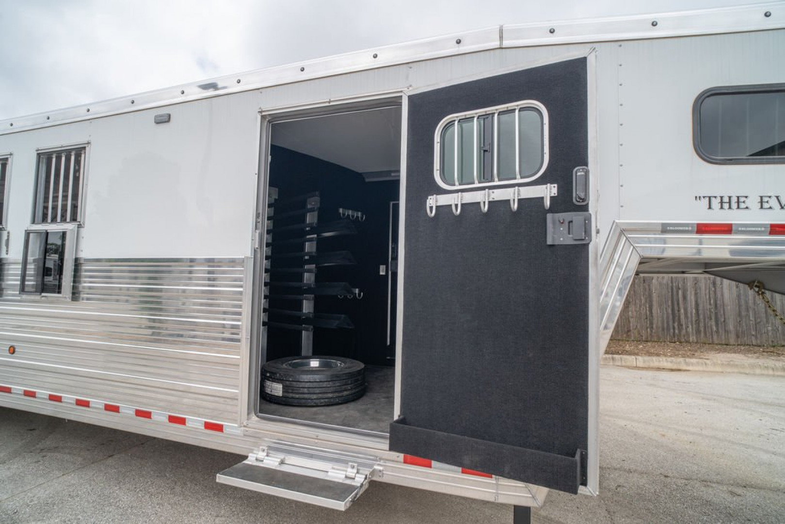 New 2025 Bloomer 8 Horse 6'0" Gooseneck '25 Horse Trailer