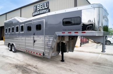 New 2025 Bloomer 5 Horse 4'6" Gooseneck '25 Horse Trailer
