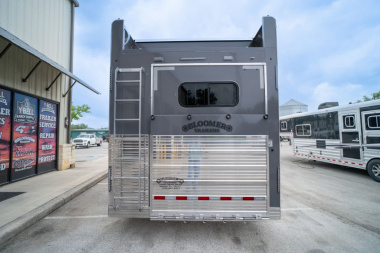 New 2025 Bloomer 5 Horse 4'6" Gooseneck '25 Horse Trailer