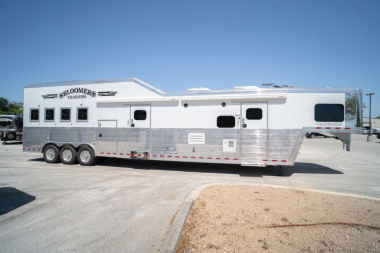Used 2020 Bloomer 4 Horse Gooseneck Outlaw Living Quarters '20 Horse Trailer