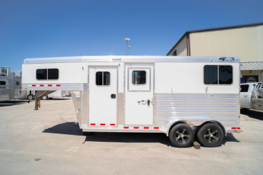 New 2025 4-Star Trailers 2 Horse 6'10" Gooseneck Straight Load '25 Horse Trailer