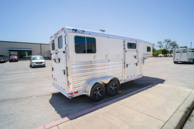 New 2025 4-Star Trailers 2 Horse 6'10" Gooseneck Straight Load '25 Horse Trailer