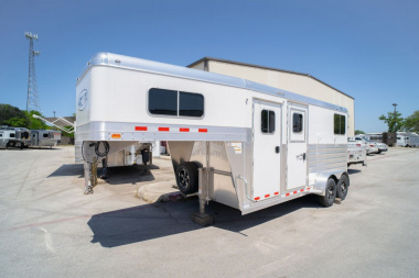 New 2025 4-Star Trailers 2 Horse 6'10  Gooseneck Straight Load '25 Horse Trailer