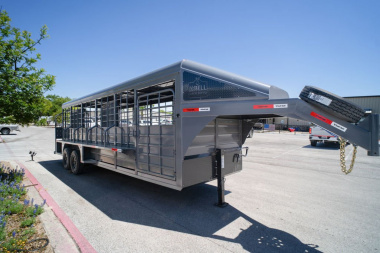 New 2025 Swift Built Trailers 24' '25 Cattle Stock / Stock Combo Trailer