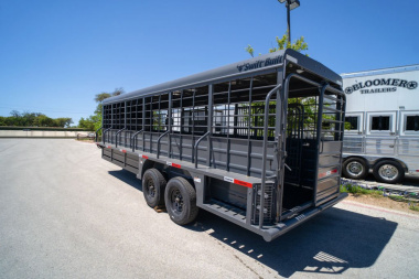 New 2025 Swift Built Trailers 24' '25 Cattle Stock / Stock Combo Trailer