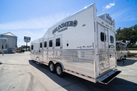 New 2025 Bloomer 4 Horse Gooseneck Rear Tack Outlaw Living Quarters '25 Horse Trailer