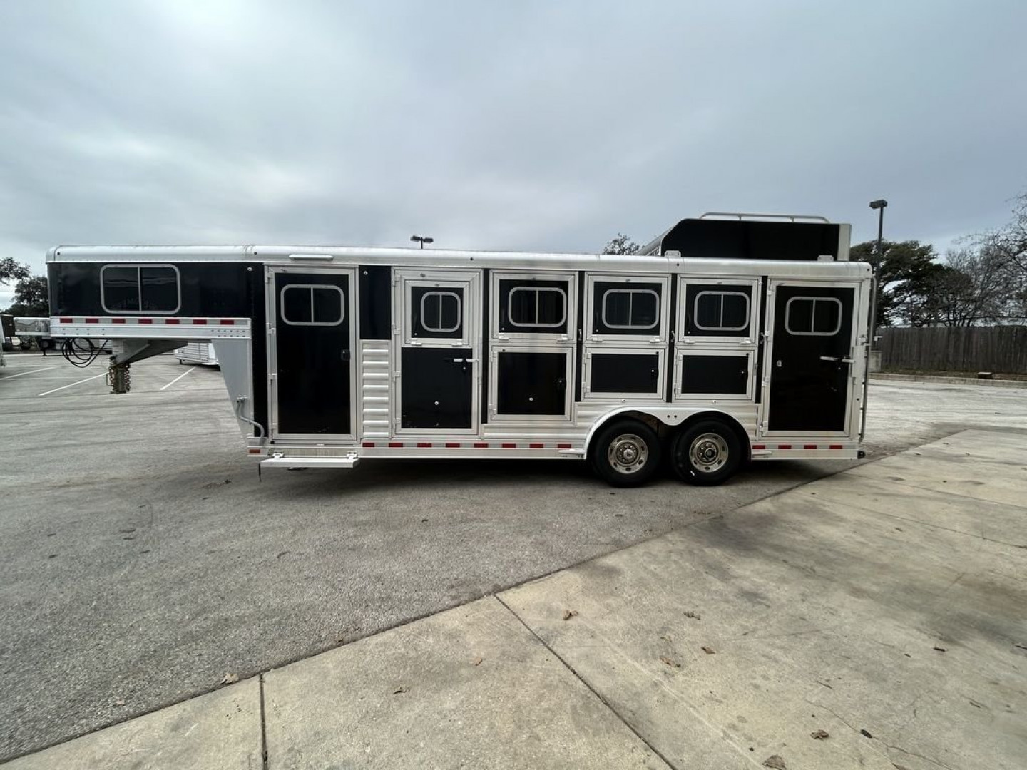 Used 2022 Elite Trailers 4 Horse Trainer with Side Tack '22 Horse Trailer