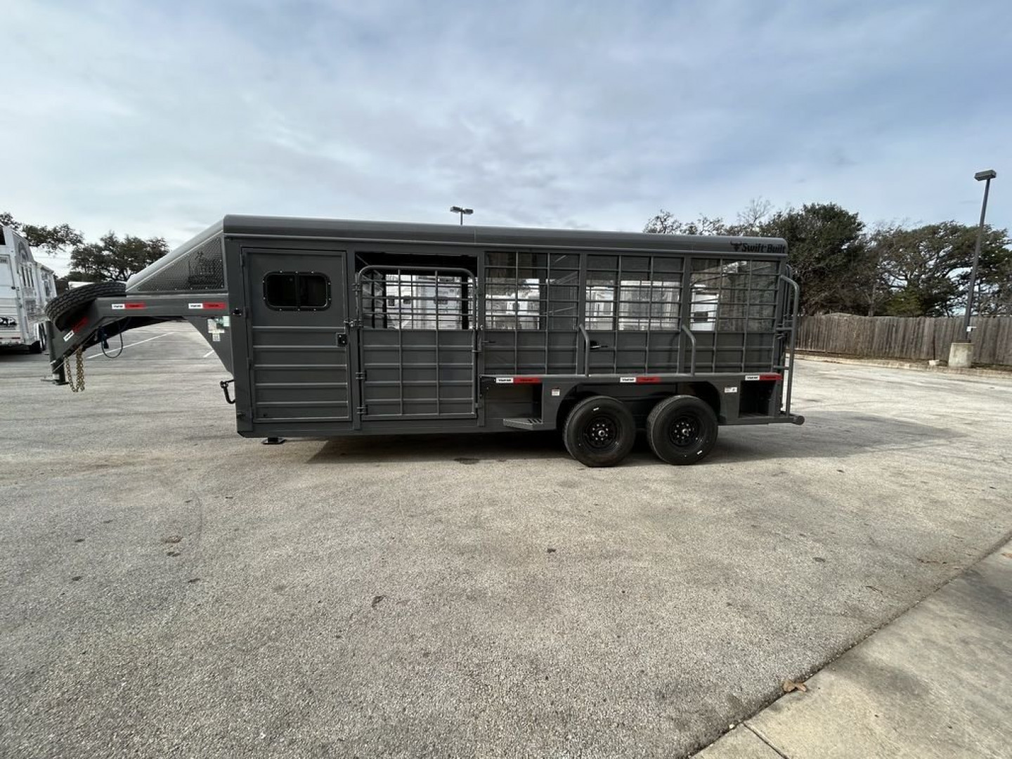 New 2025 Swift Built Trailers 20' with Tack '25 Stock / Stock Combo Trailer