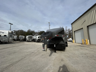 New 2025 Swift Built Trailers 20' with Tack '25 Stock / Stock Combo Trailer