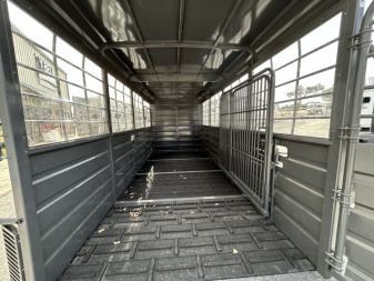 New 2025 Swift Built Trailers 20' with Tack '25 Stock / Stock Combo Trailer