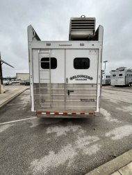 Used 2021 Bloomer 5 Horse 16'0" Gooseneck Outlaw Living Quarters '21 Horse Trailer