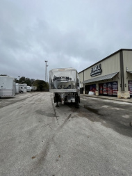 Used 2021 Bloomer 5 Horse 16'0" Gooseneck Outlaw Living Quarters '21 Horse Trailer