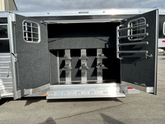 New 2025 4-Star Trailers 4 Horse Gooseneck Deluxe Slant Load '25 Horse Trailer