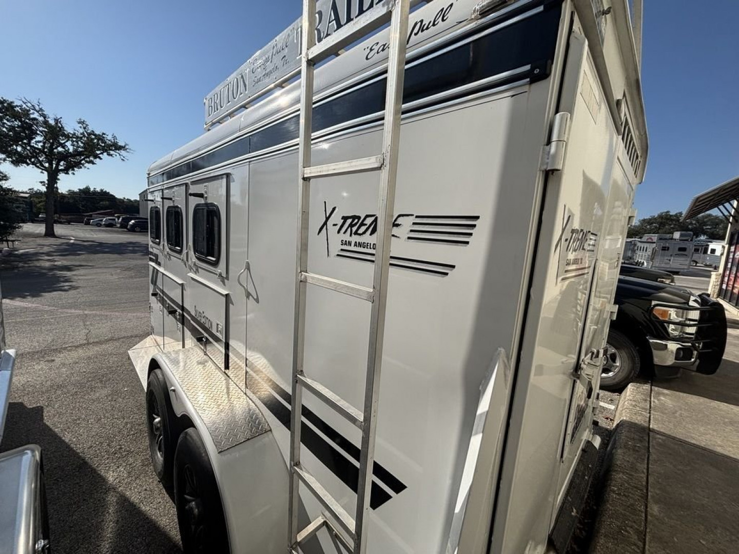 Used 2022 Bruton 3 Horse Bumper Pull '22 Horse Trailer
