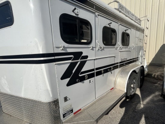 Used 2022 Bruton 3 Horse Bumper Pull '22 Horse Trailer
