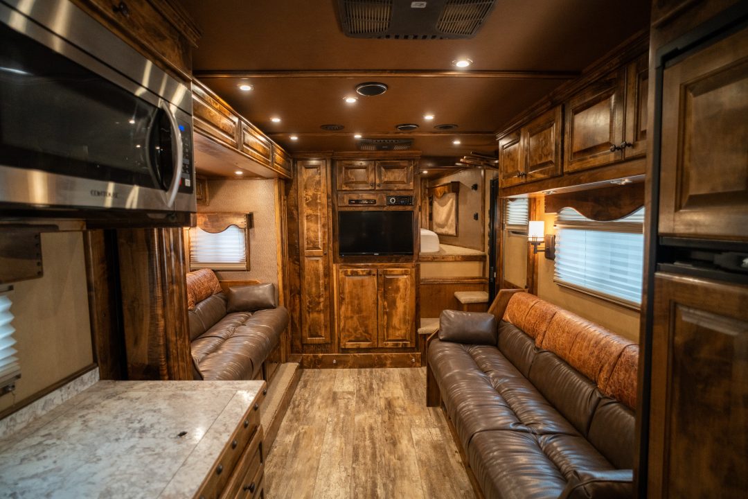 Used 2021 Bloomer 3 Horse Gooseneck Outlaw Living Quarters '21 Horse Trailer