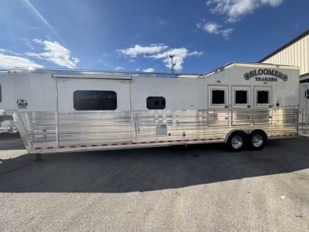 Used 2021 Bloomer 3 Horse Gooseneck Outlaw Living Quarters '21 Horse Trailer