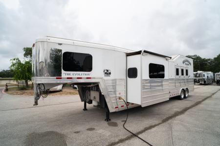 Used 2021 Bloomer 3 Horse Gooseneck Outlaw Living Quarters '21 Horse Trailer