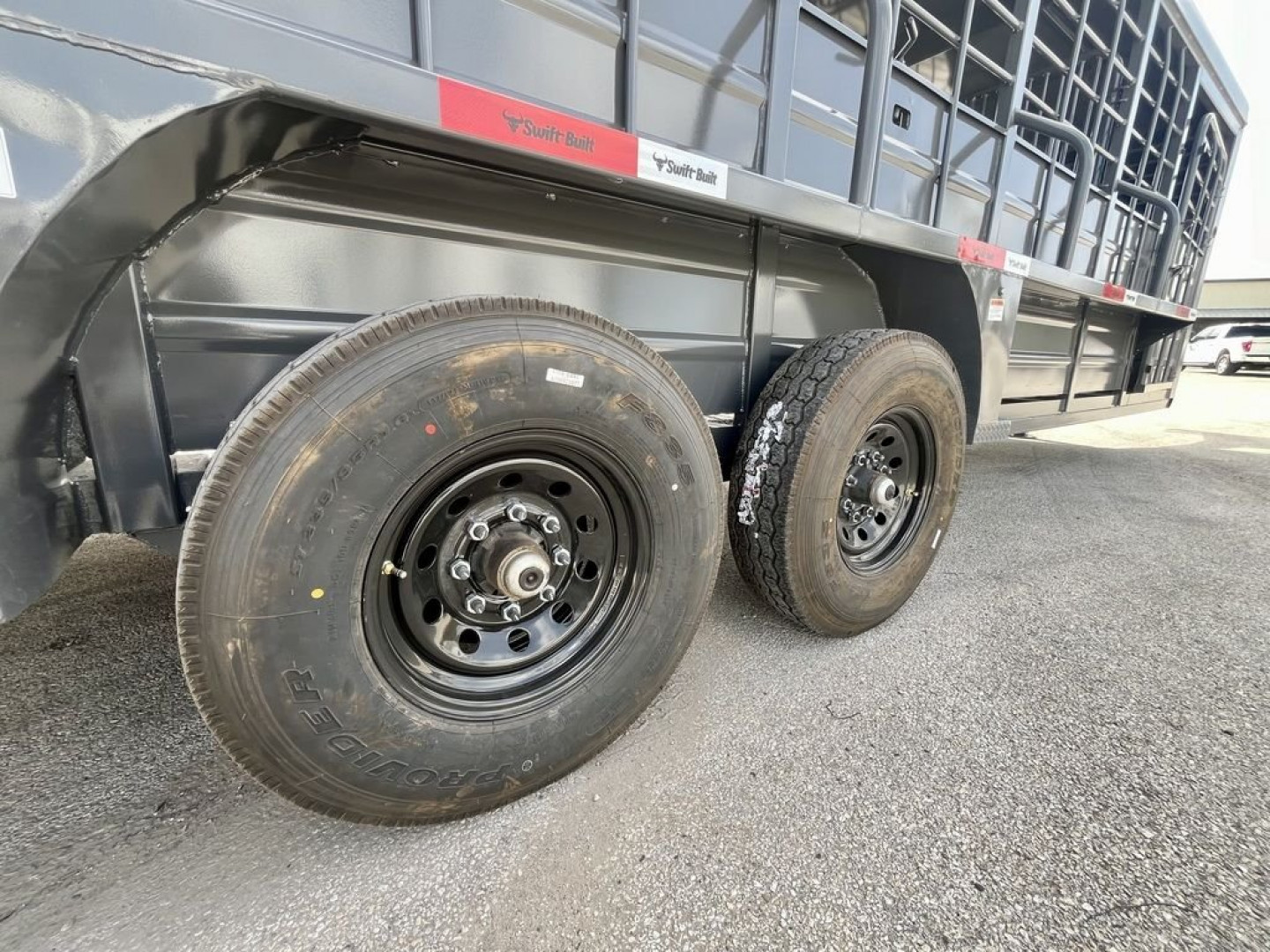 New 2025 Swift Built Trailers 24' '25 Stock / Stock Combo Trailer