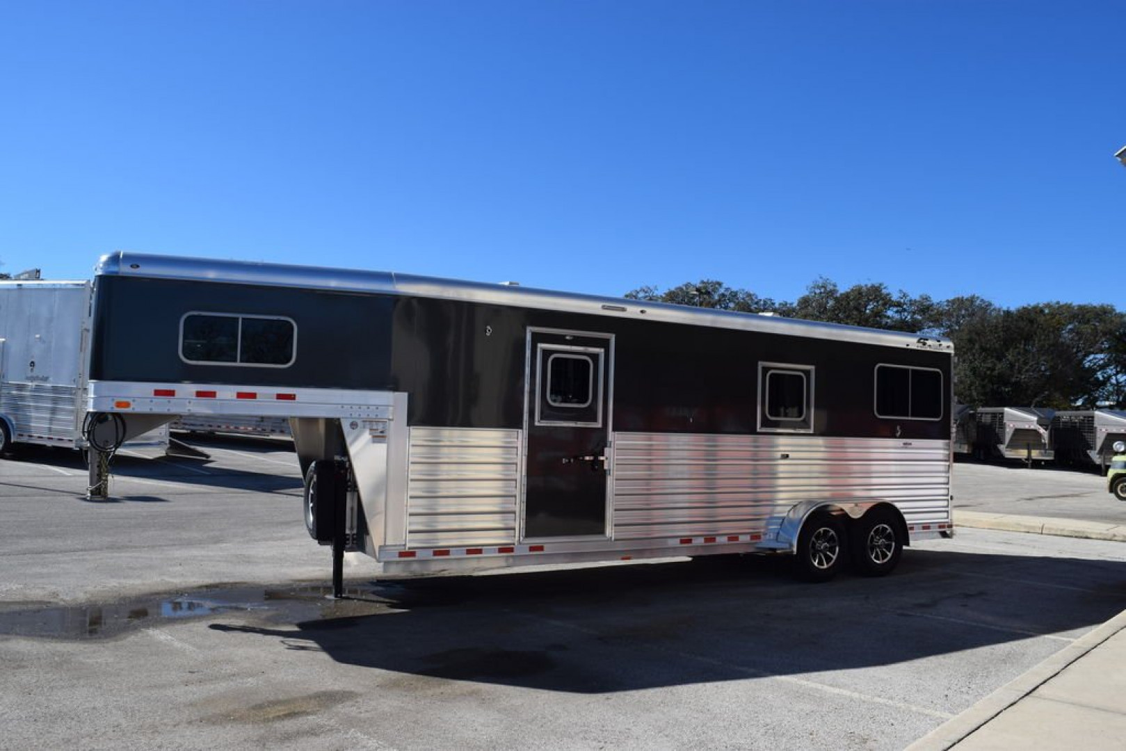 New 2024 4-Star Trailers 2+1 Horse 24' Straight Load '24 Horse Trailer