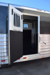 New 2024 4-Star Trailers 2+1 Horse 24' Straight Load '24 Horse Trailer