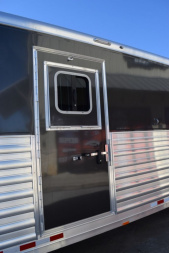 New 2024 4-Star Trailers 2+1 Horse 24' Straight Load '24 Horse Trailer