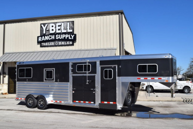 New 2024 4-Star Trailers 2+1 Horse 24' Straight Load '24 Horse Trailer