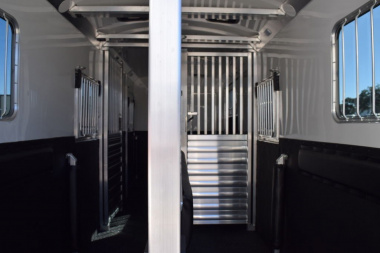 New 2024 4-Star Trailers 2+1 Horse 24' Straight Load '24 Horse Trailer