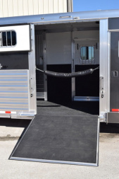 New 2024 4-Star Trailers 2+1 Horse 24' Straight Load '24 Horse Trailer