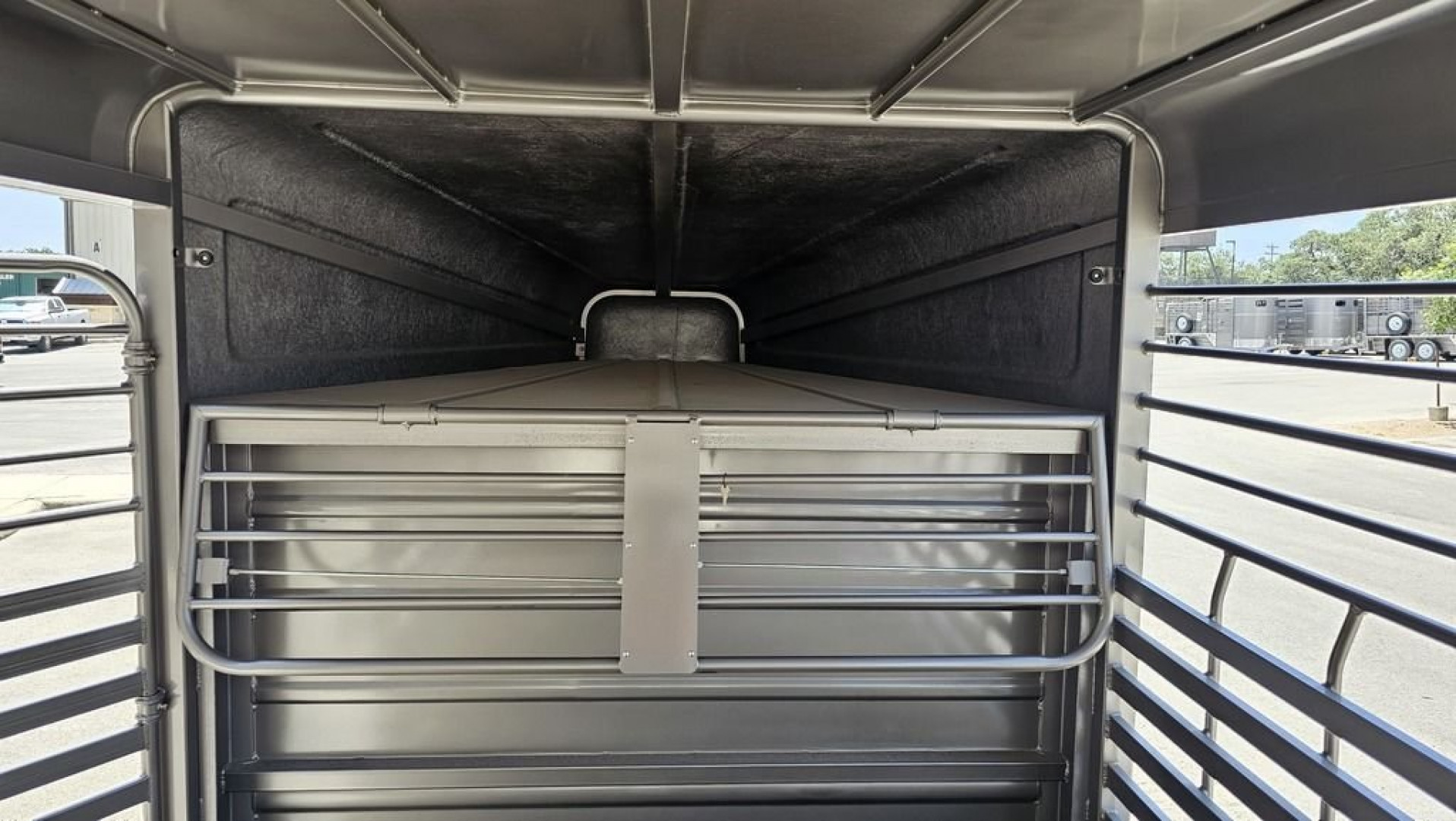 New 2023 GR Trailers 20' Gooseneck 14,000 Lbs. '23 Stock / Stock Combo Trailer
