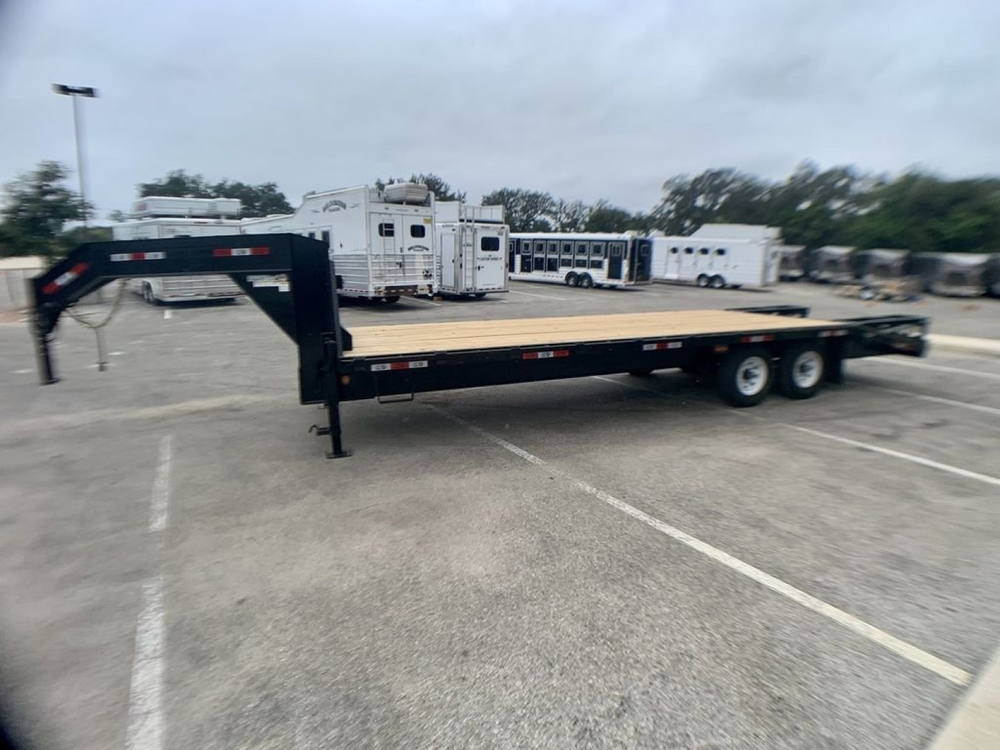 New 2023 GR Trailers 25' Gooseneck Dove Tail '23 Flatbed Trailer