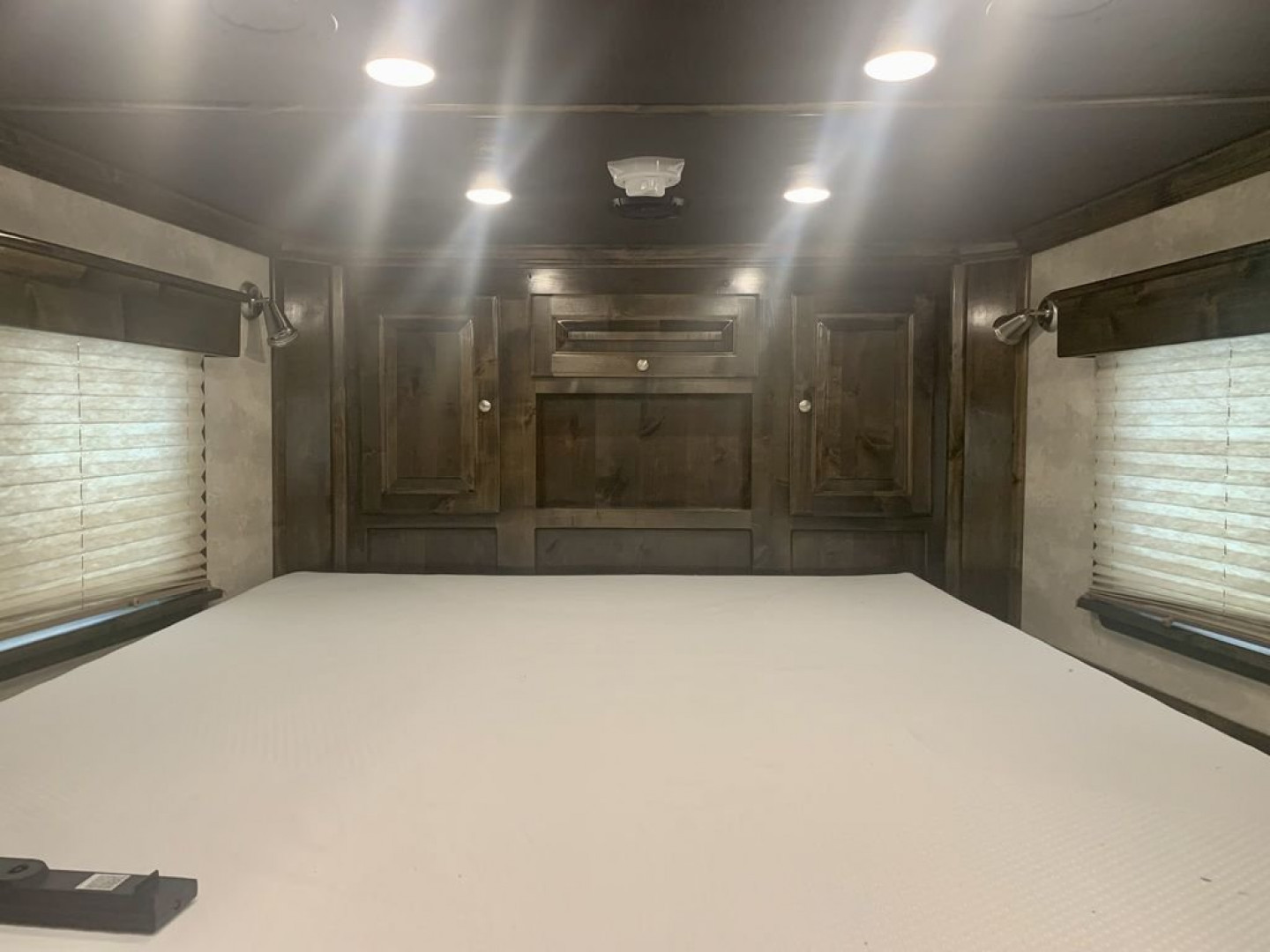 Used 2020 Cimarron Trailers 4 Horse 16'0" Norstar Gooseneck Outback Living Quarters '20 Horse Trailer