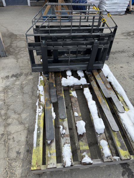New 2026 IronCraft 42  2000LB PALLET FORKS Forks