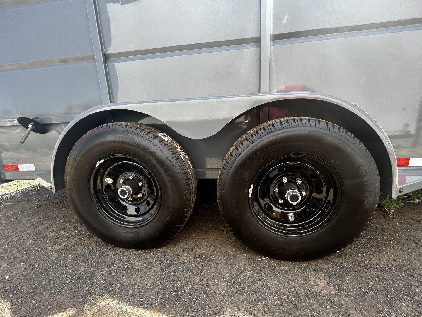 New 2025 Delco 3 Horse Trailer/12,000 GVWR/6'x16'x7'