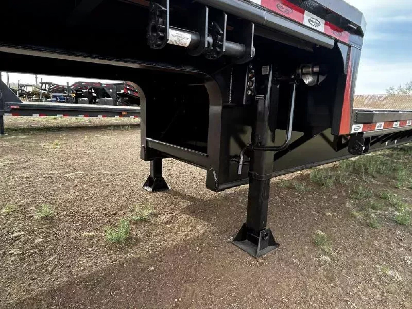 New 2026 Dura-Haul Tandem Axle Step-Deck/80,000 GVWR/53'