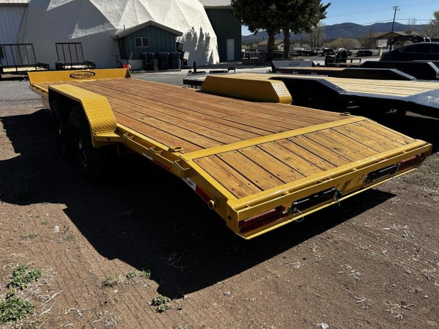 New 2025 Dura-Haul Tandem Axle Equipment/14,000 GVWR/83"x22'