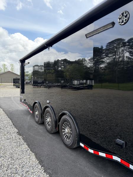 Used 2026 Haulmark 34 EDGE Bathroom Race Trailer, Dual A/C, Airline Track, Winch, 18K GVWR, 54" ALX Slide Out Step, Awning, Air Prep, Landing Light PKG, Hyd Tongue Jack