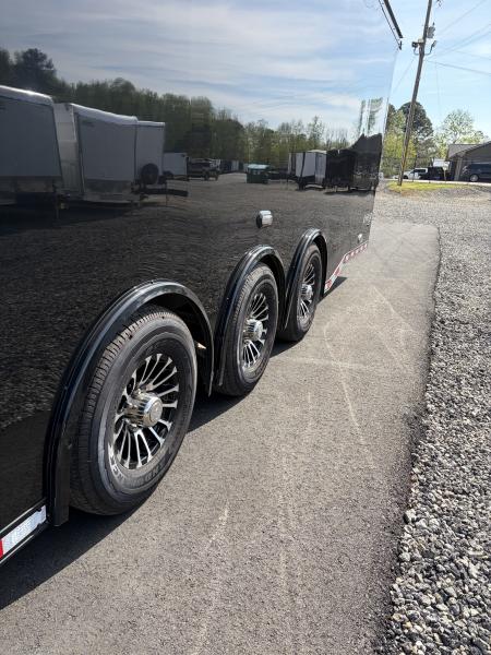 Used 2026 Haulmark 34 EDGE Bathroom Race Trailer, Dual A/C, Airline Track, Winch, 18K GVWR, 54" ALX Slide Out Step, Awning, Air Prep, Landing Light PKG, Hyd Tongue Jack