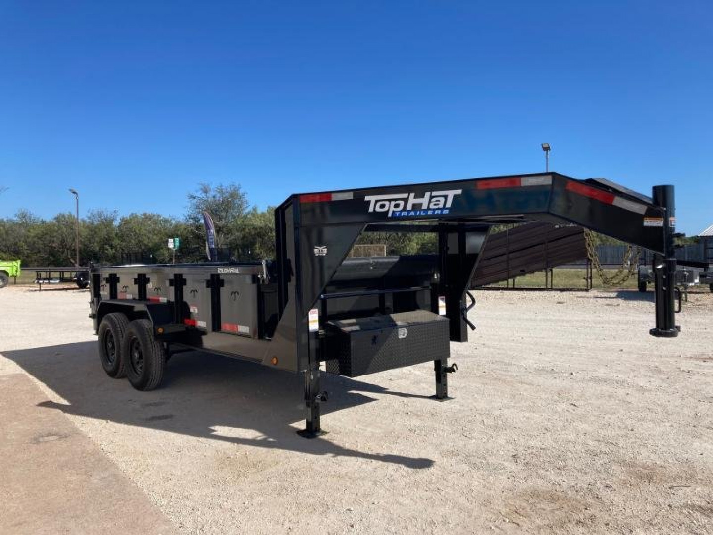 New 2025 Top Hat Trailers GNDPX140 Dump Trailer