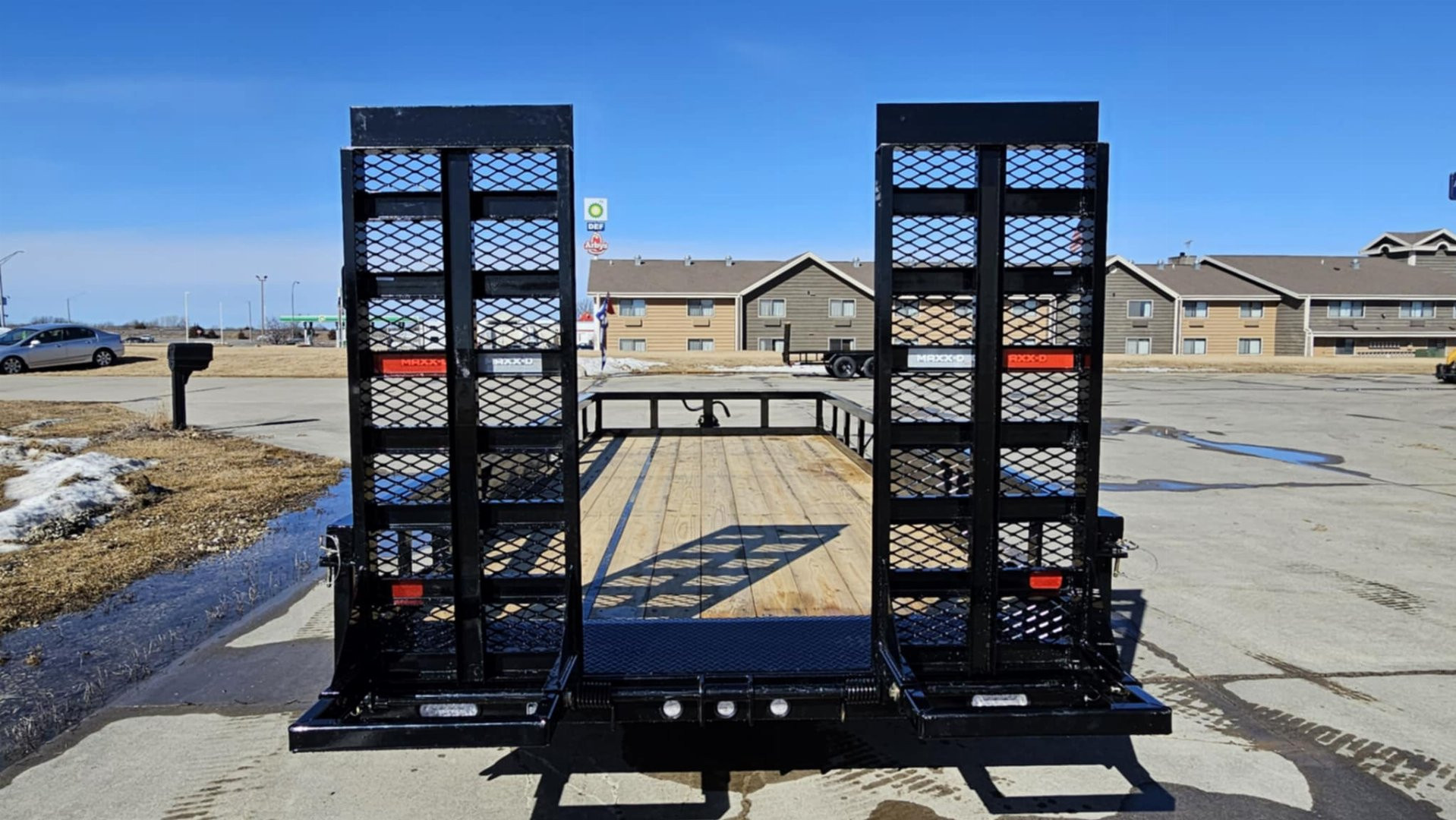 New 2025 MAXXD 20' X 83" - 14K Angle Tandem Axle U 14,000 LB GVWR Utility Trailer