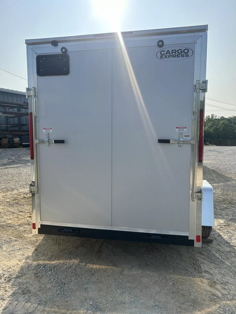 New 2025 Look Trailers ST DLX 6x10 3K (K7210STSV-030) Cargo / Enclosed Trailer