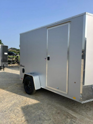 New 2025 Look Trailers ST DLX 6x10 3K (K7210STSV-030) Cargo / Enclosed Trailer
