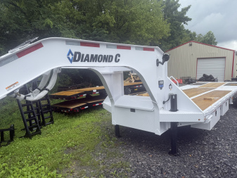 New 2025 Diamond C FMAX212 GOOSENECK TRAILER 30’ PACESETTER EDITION LOADED HYDRO DOVE & JACKS DISC BRAKES 17.5 ALUMINUM OUTER RIMS